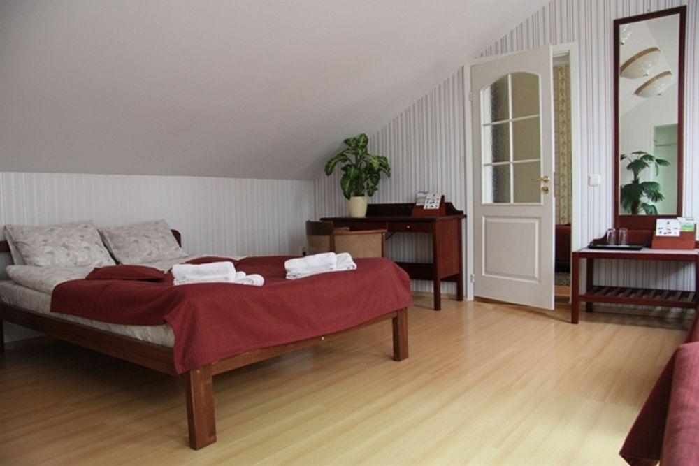 Humala Guest House Tallin Exterior foto